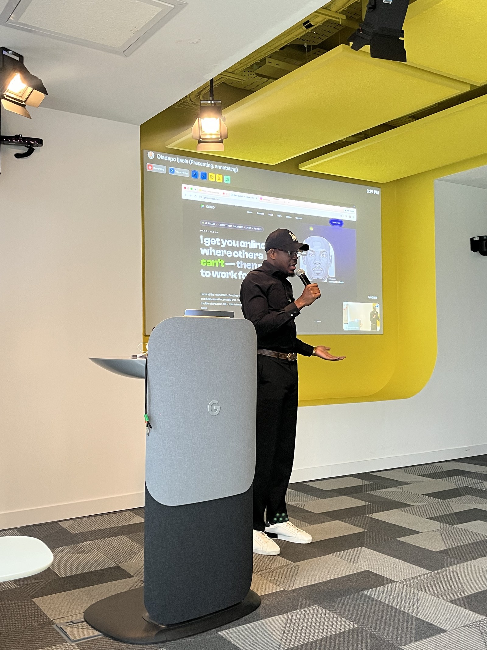 Dapo Ijaola speaking at Google Accra for NAPx Scaler Lab